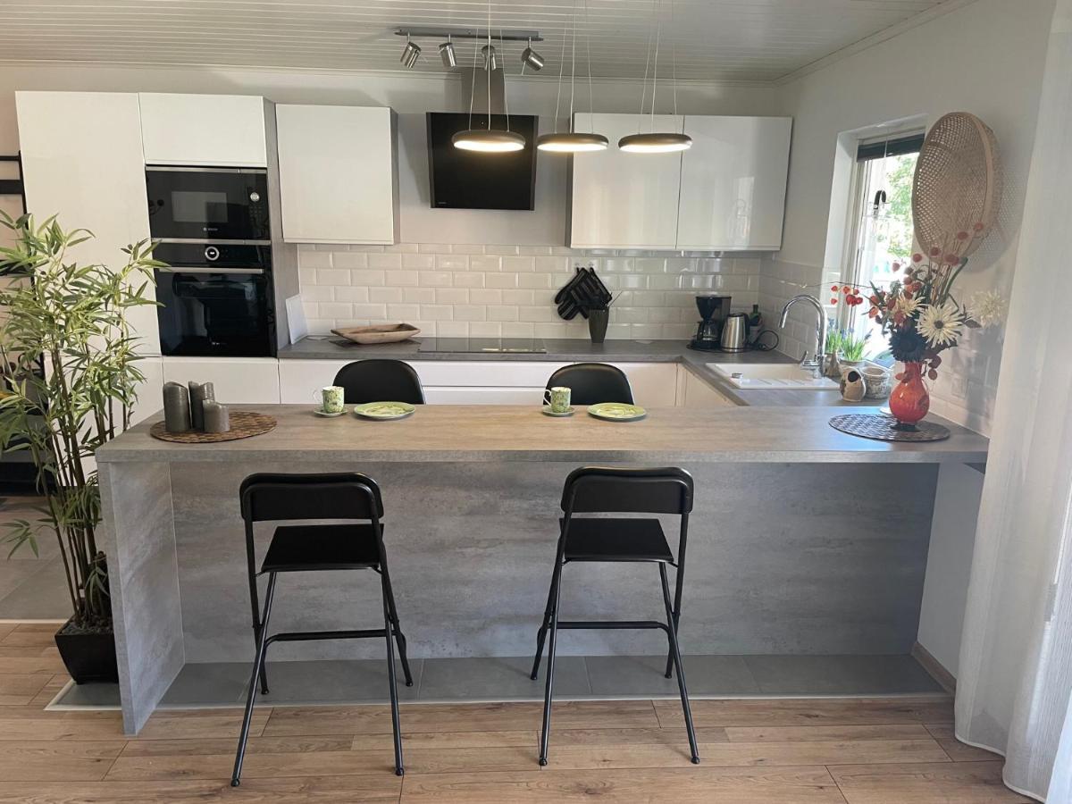 Sentralt Beliggende Moderne Leilighet Mosjøen Exterior foto